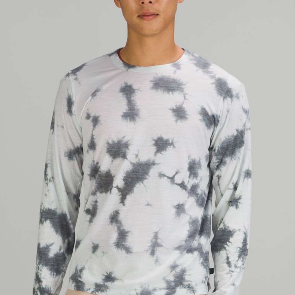 NWOT Lululemon long sleeve